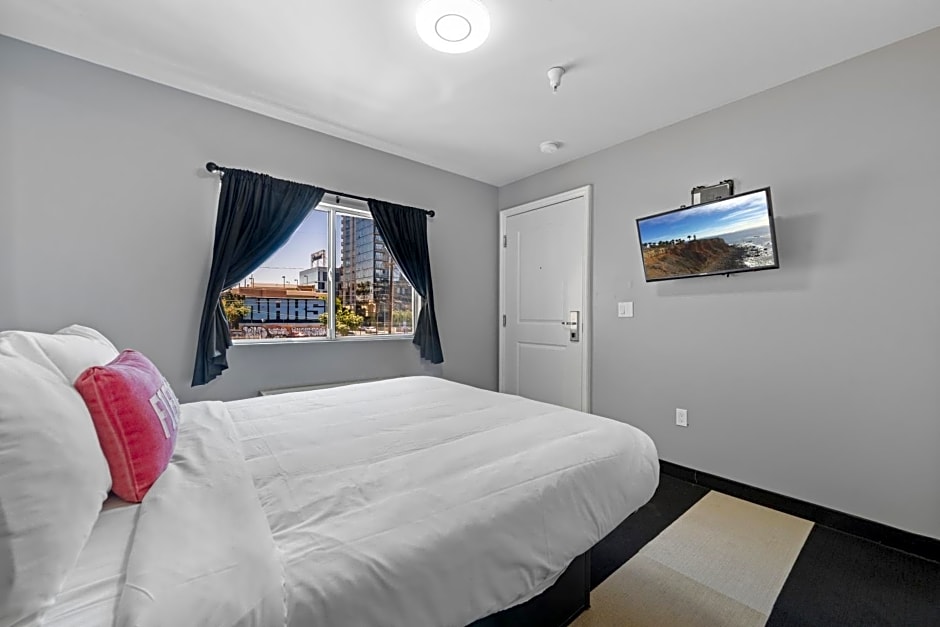 Hollywood Le Bon Hotel