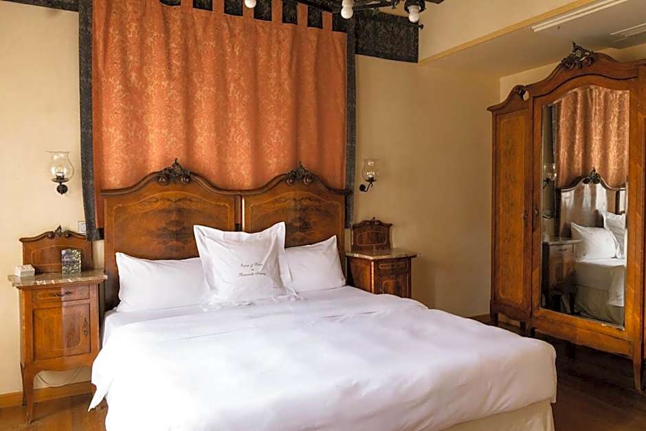 Hotel Flora - By Romanelli Family