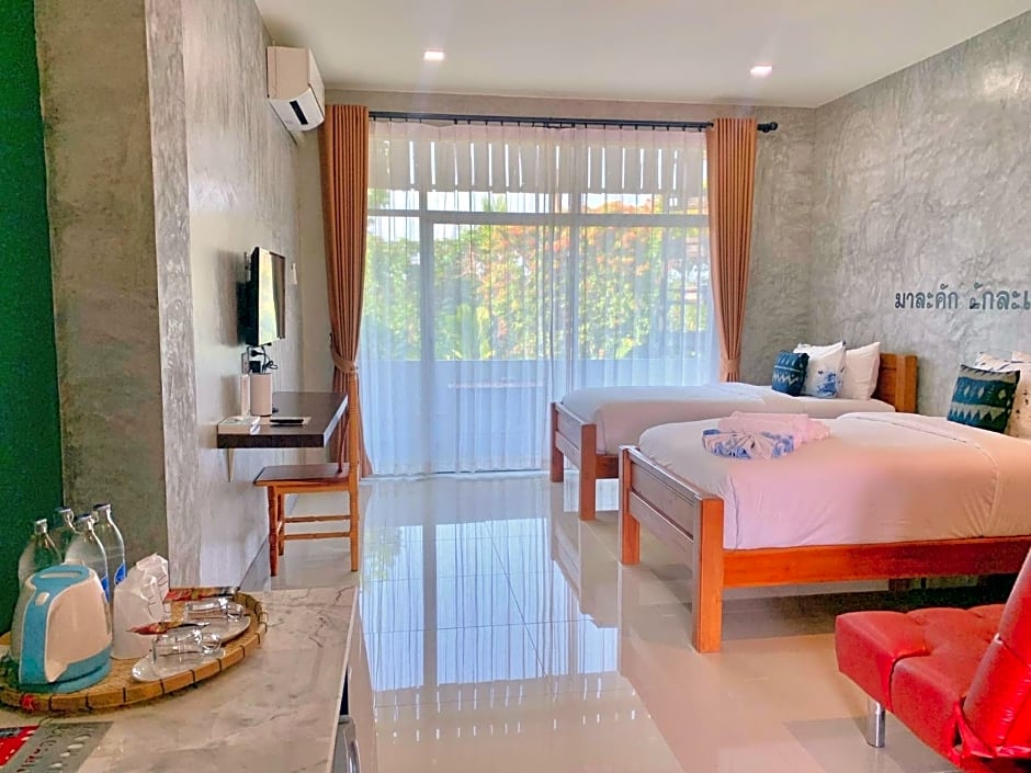 Hug Sakhonnakhon Hotel