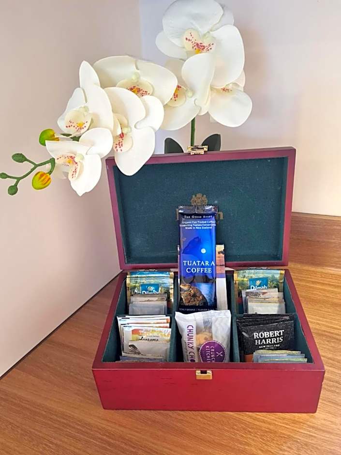 Avenue Heights Motel