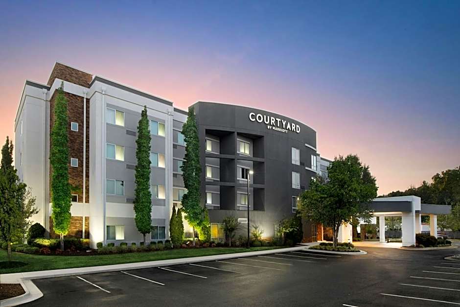 Courtyard by Marriott Hot Springs
