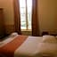 Hotel Couleurs Sud