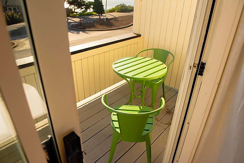 Bodega Coast Inn and Suites