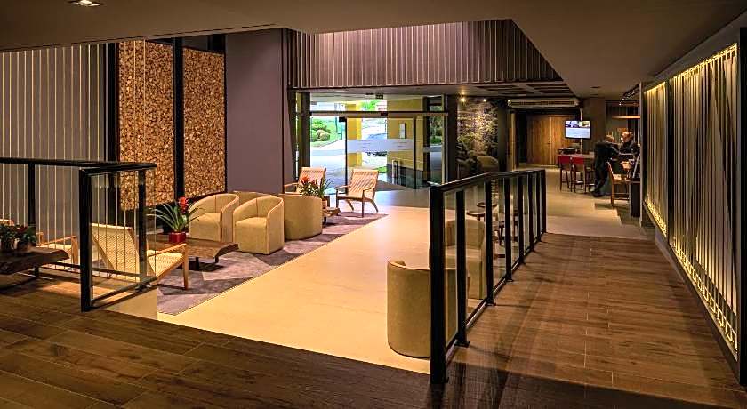 Mercure Curitiba Aeroporto Hotel