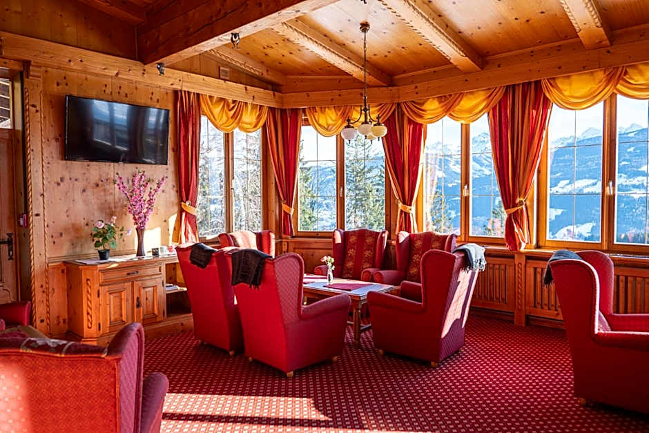 Mountain Hotel & Hostel