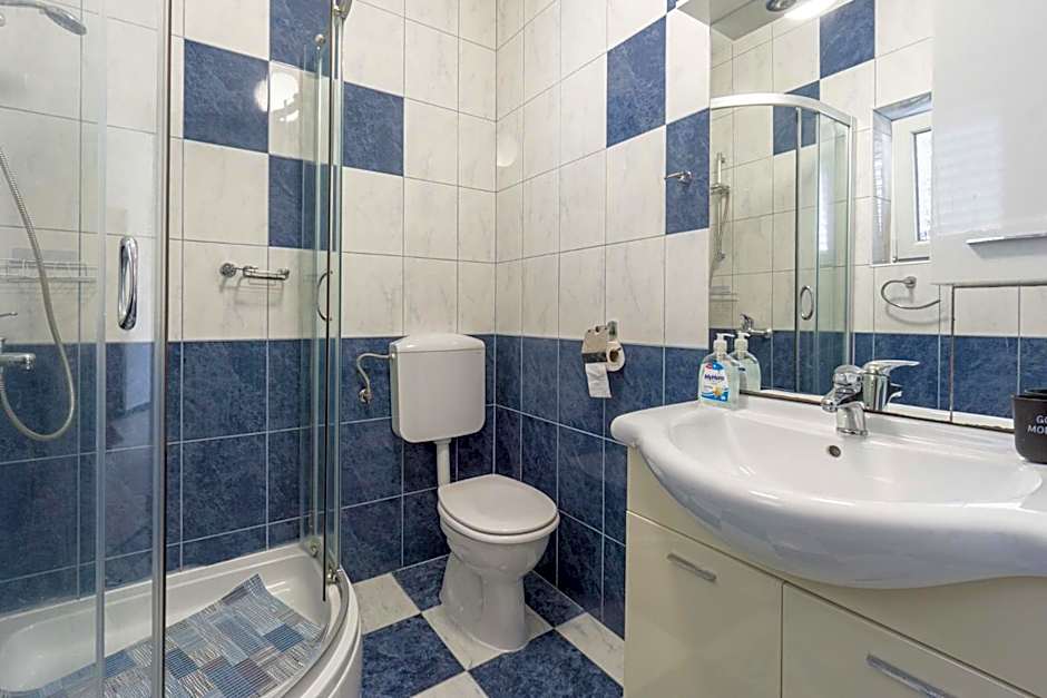 House Violet with seaview