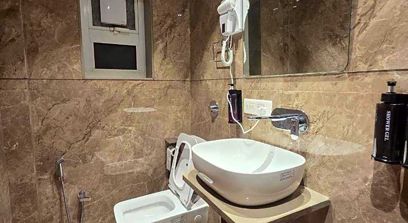 Cloud Green Residency