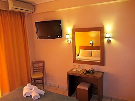 2 Bedroom Family Suite