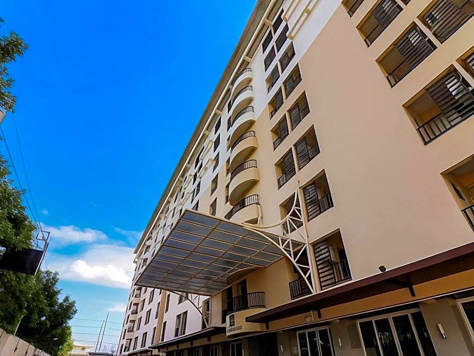 Nrc Residence Suvarnabhumi