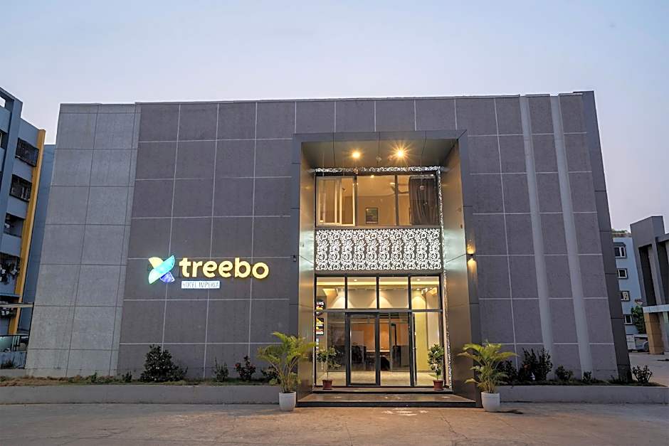 Treebo Imperia, Kommadi