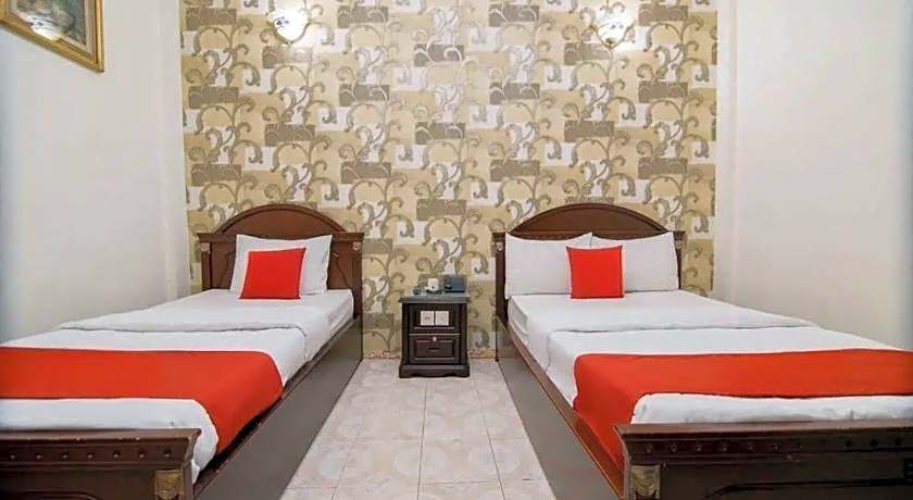 Tan Hoang Long Hotel Nguyen Van Cu