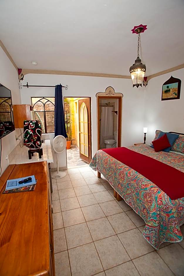 Hotel Casa Blanca