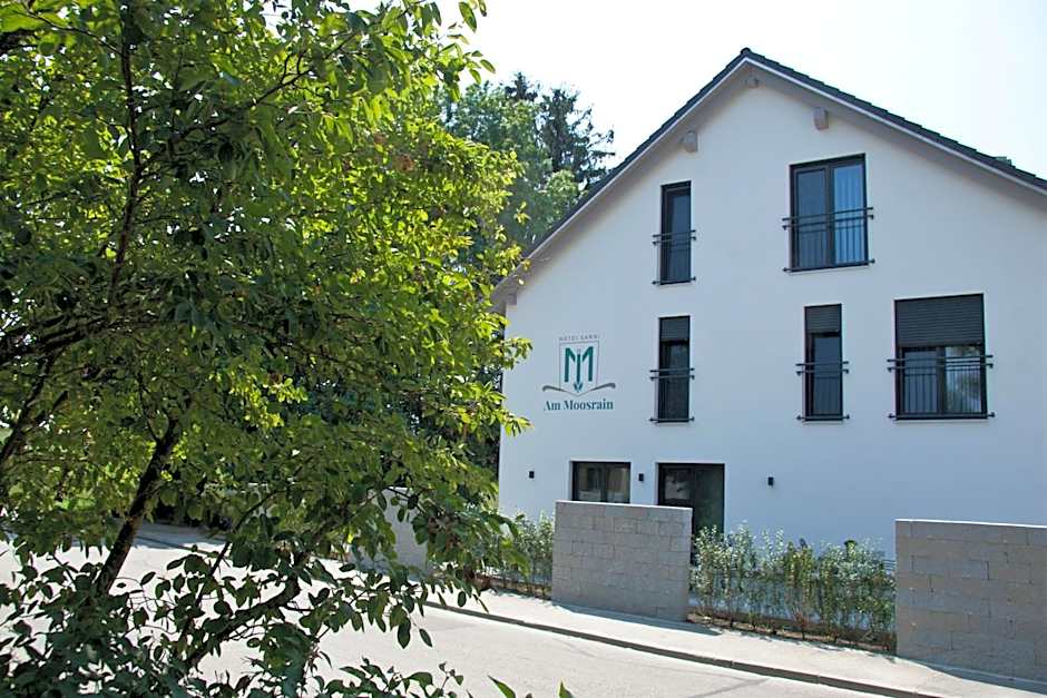 Hotel Am Moosrain Garni