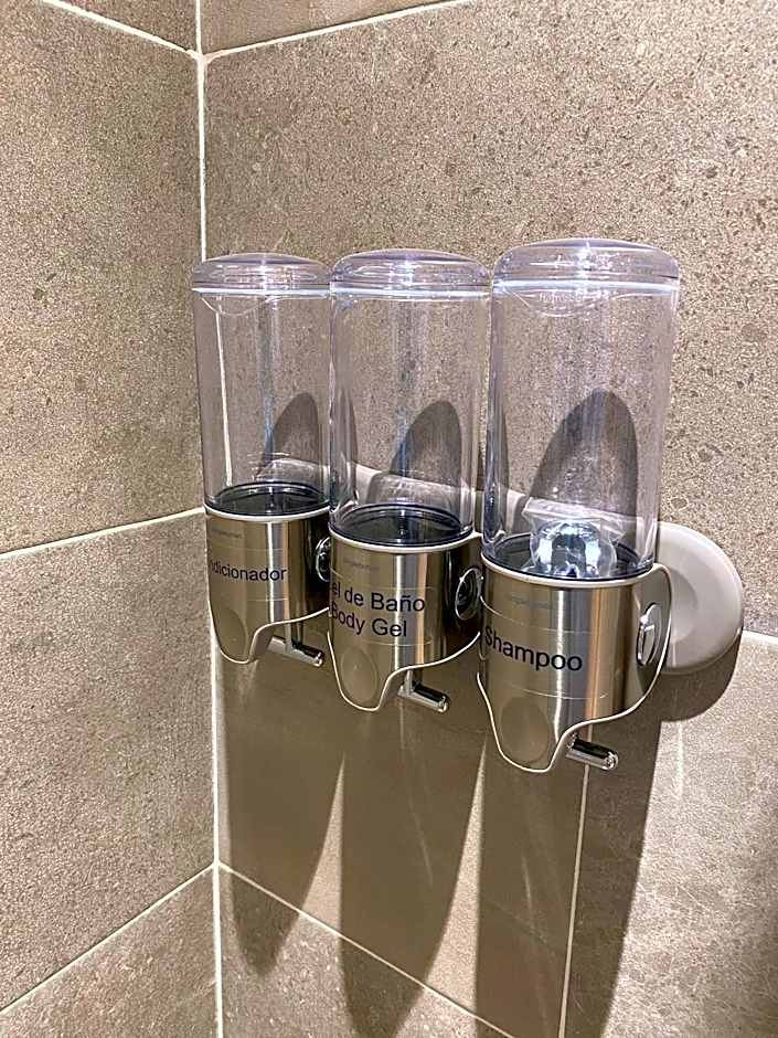 izZzleep WTC Mexico (world trade center Mexico)