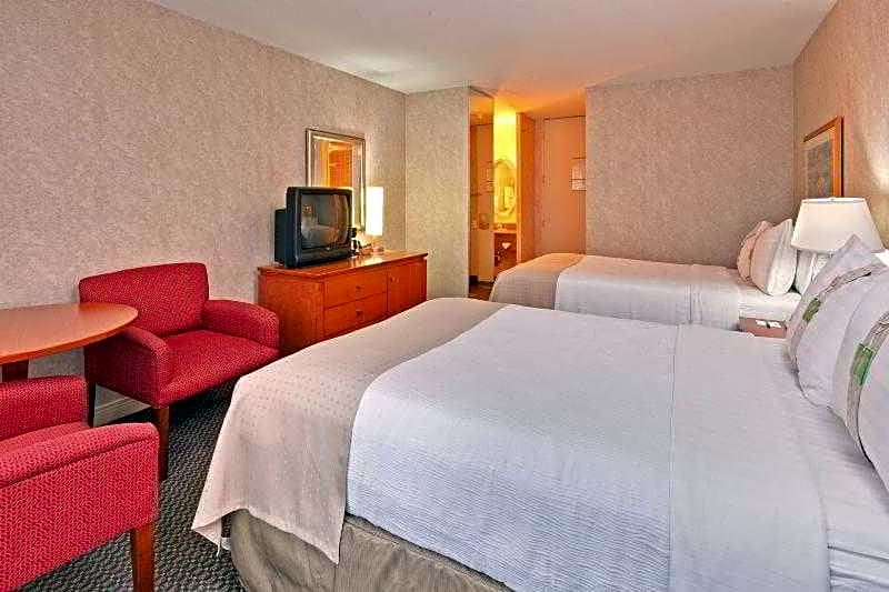 Holiday Inn Montreal Midtown