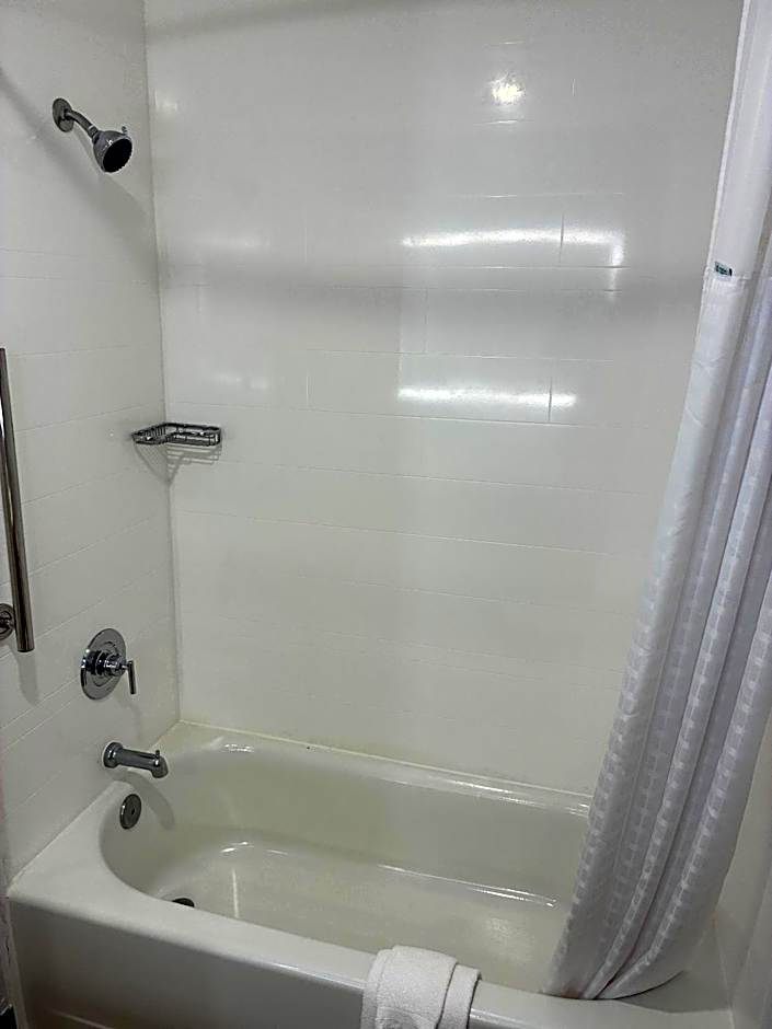 La Quinta Inn & Suites by Wyndham Macon West