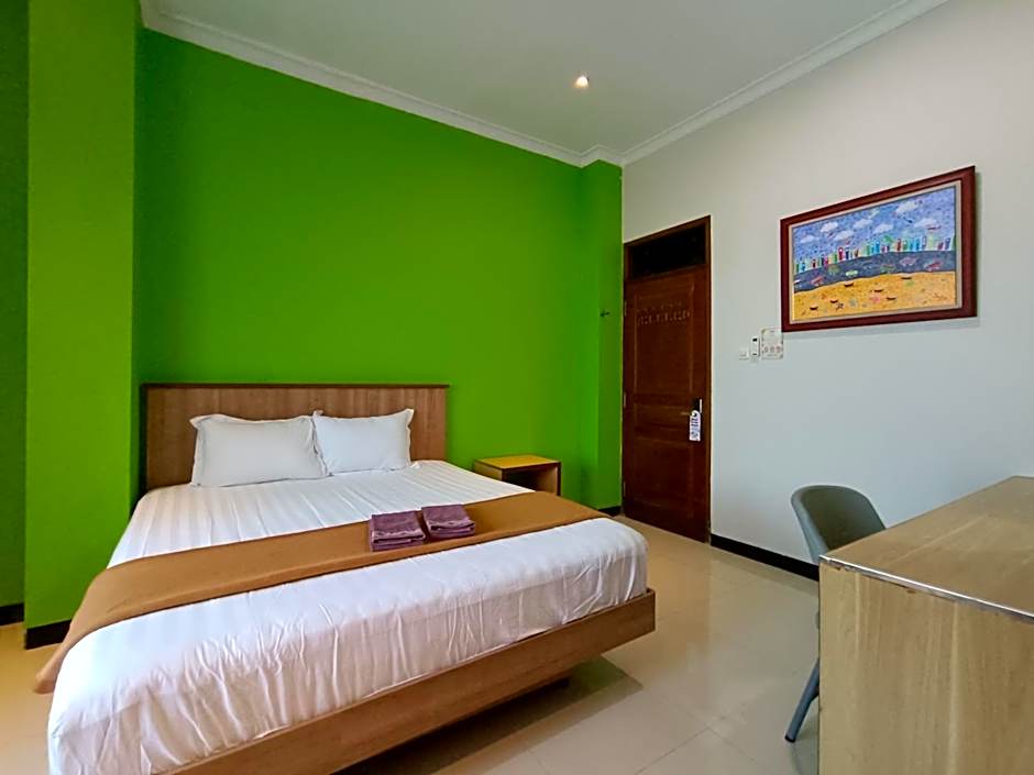 The Cabin Hotel Ngupasan