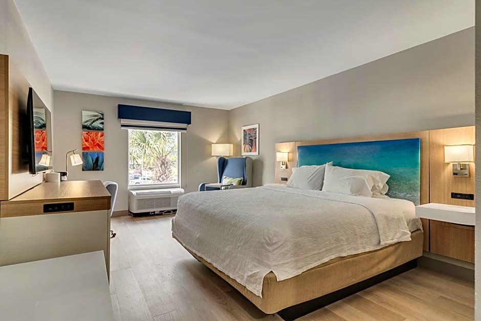 Holiday Inn Express & Suites Destin - Miramar Beach By IHG