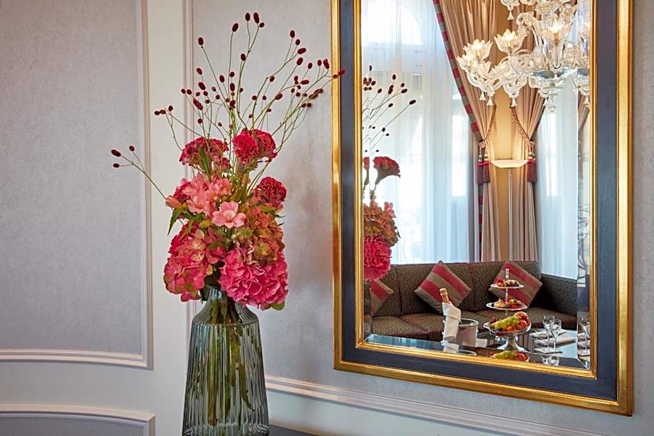 Hotel Schweizerhof Zurich