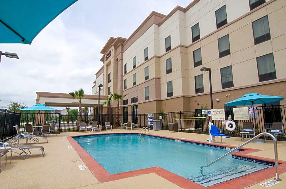Hampton Inn & Suites Houston North IAH, TX