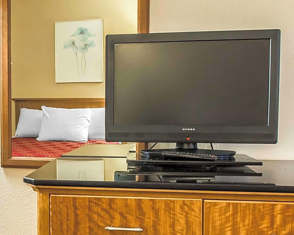 Econo Lodge Waynesburg