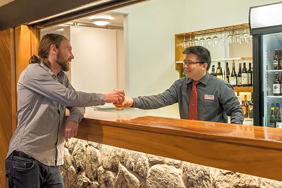 Heartland Hotel Glacier Country