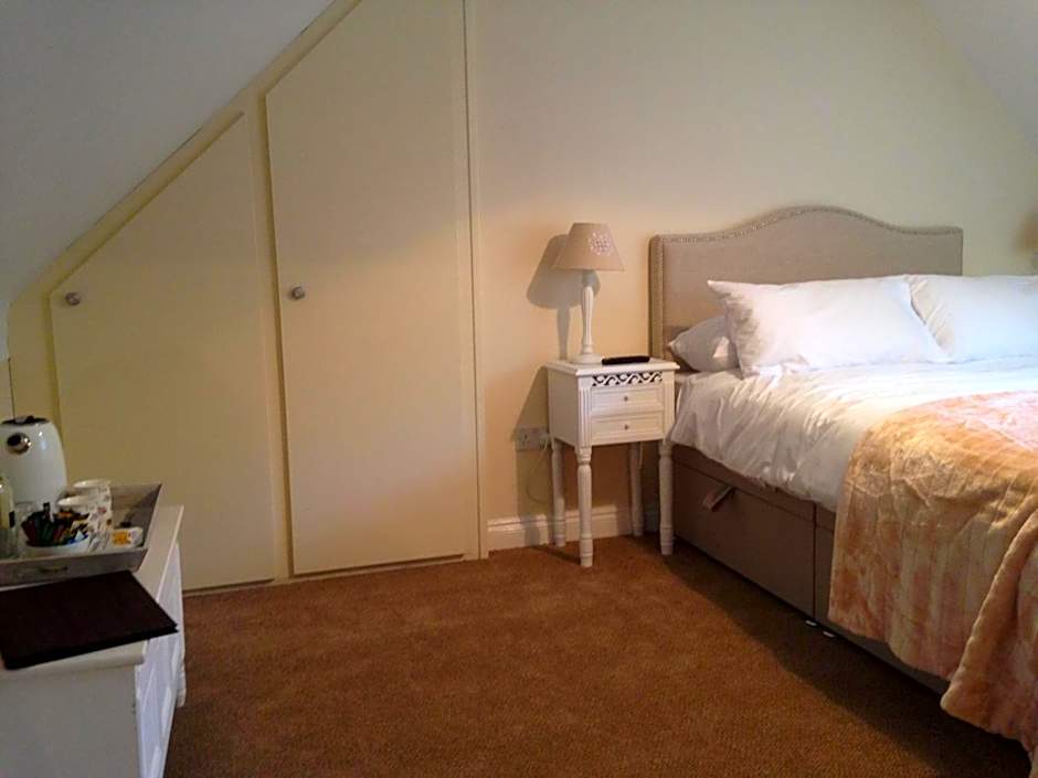 Whitethorn Bed and Breakfast