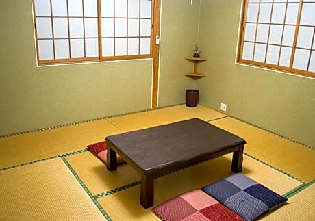 Japanese-Style Superior House Annex