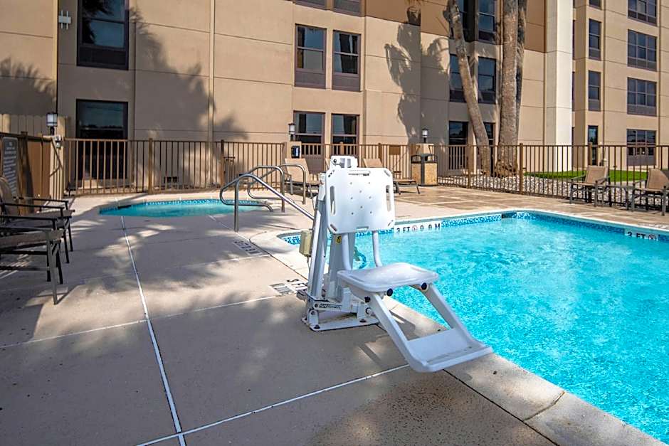 Holiday Inn Express Harlingen Hotel By IHG
