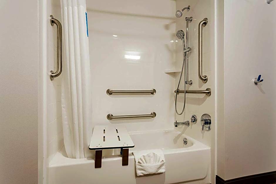 Hampton Inn By Hilton Cumberland