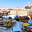 The Gate Hotel Front Pyramids & Sphinx View