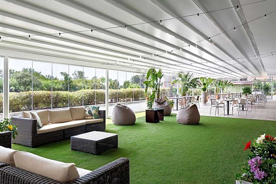 Courtyard by Marriott Rome Central Park