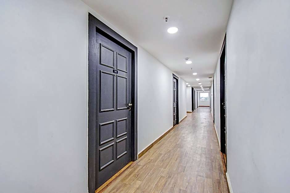 Super Townhouse The Royal Retreat