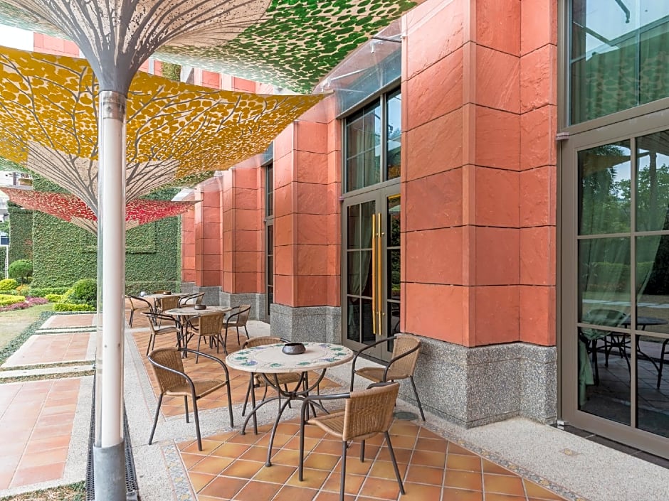 Grand Victoria Hotel