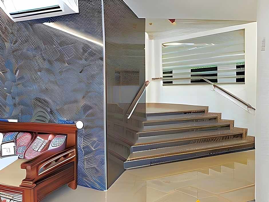 Padungan Hotel