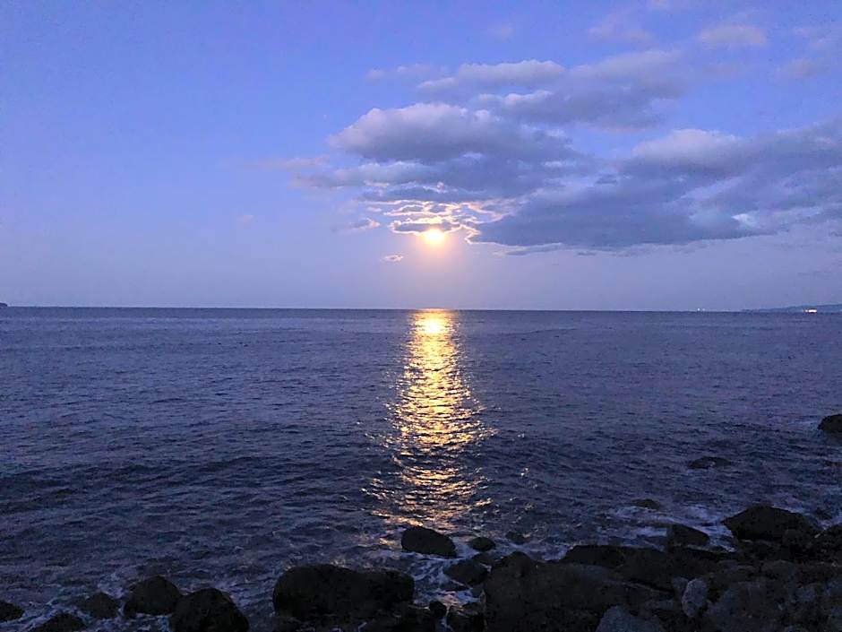 Izu Hokkawa Seaside Guesthouse – Higashiizu, KY
