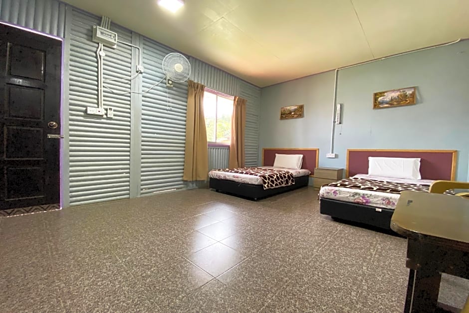 OYO 90284 Kampung Stay Kilimu
