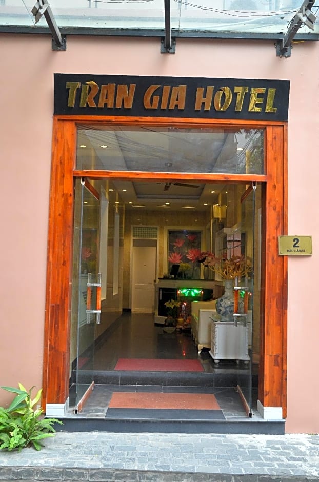 Tran Gia Hotel Lang Ha