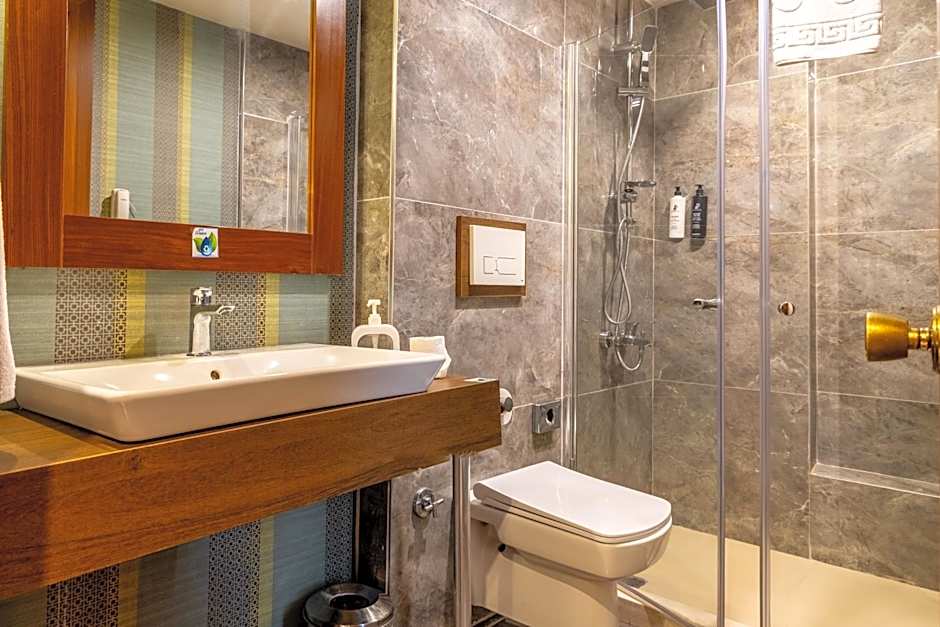 Adana Plaza Hotel