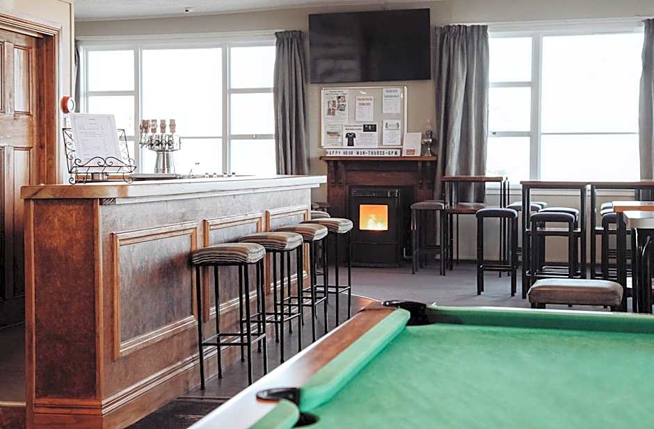 Hokitika Pioneer Hotel
