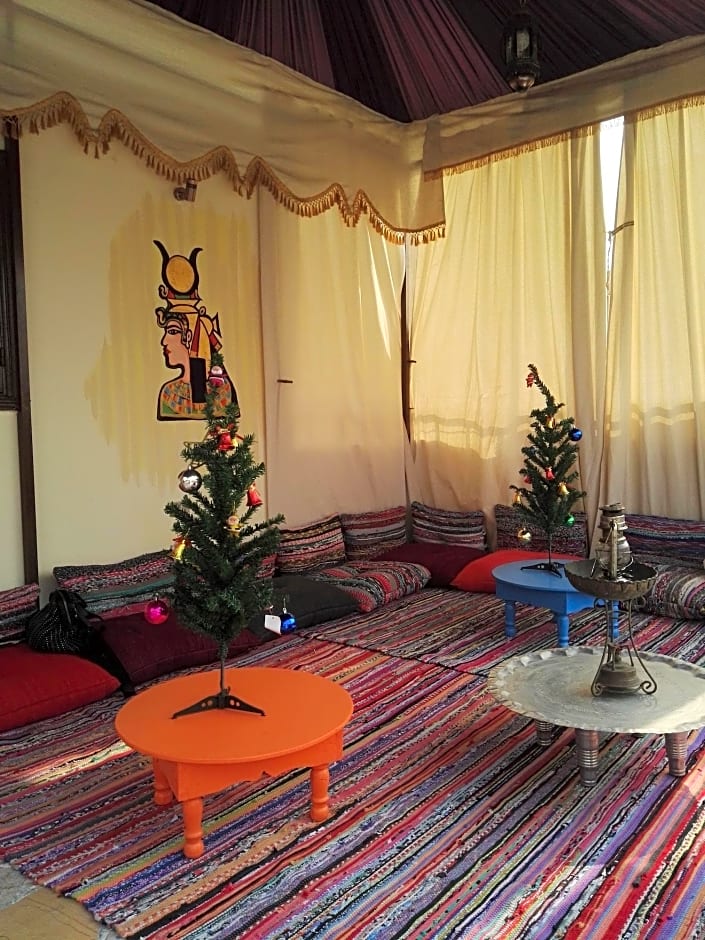 Atlantis Pyramids Inn