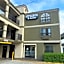 Laguna Inn and Suites