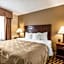 Quality Suites Paducah I-24