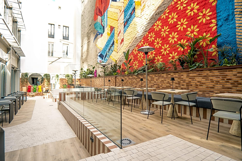 Akeah Hotel Gran Via