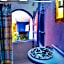 Riad Lola