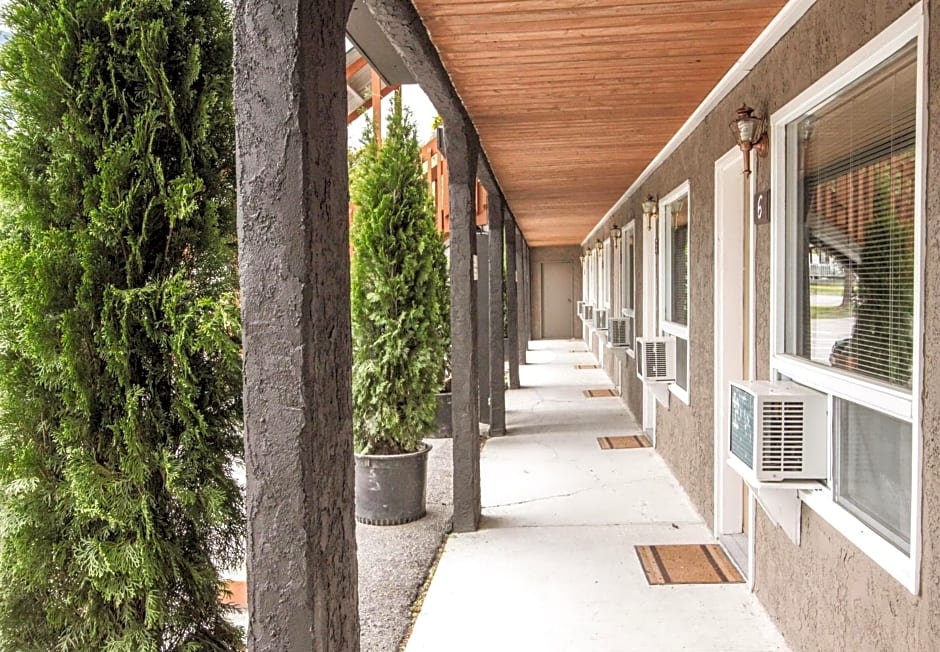 Crystal Springs Motel