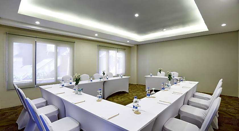 Hardys Rofa Hotel And Spa Legian