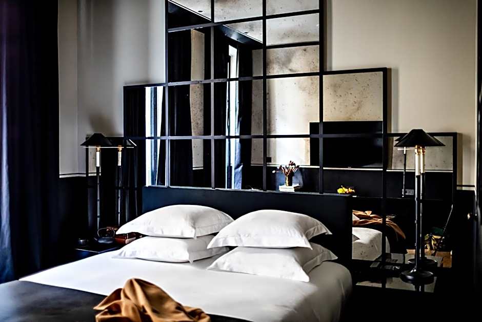 Monsieur George Hotel & Spa - Champs-Elysées