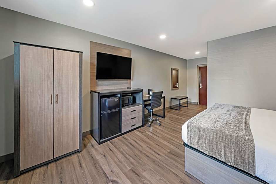 Americas Best Value Inn Foxboro