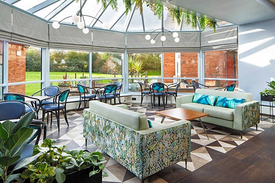 Delta Hotels by Marriott Milton Keynes